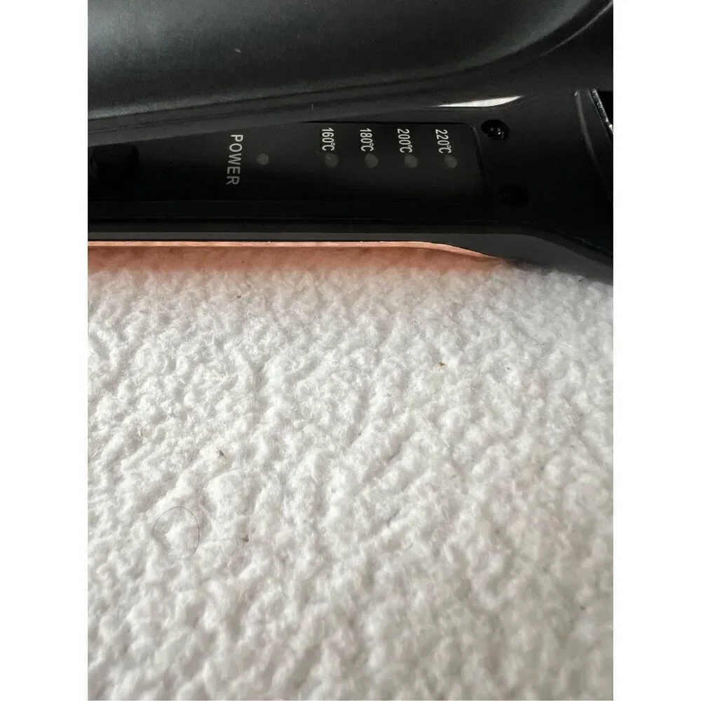 Free Shipping Luvme Ceramic 1.5” Flat Iron + Free Travel Flat Iron